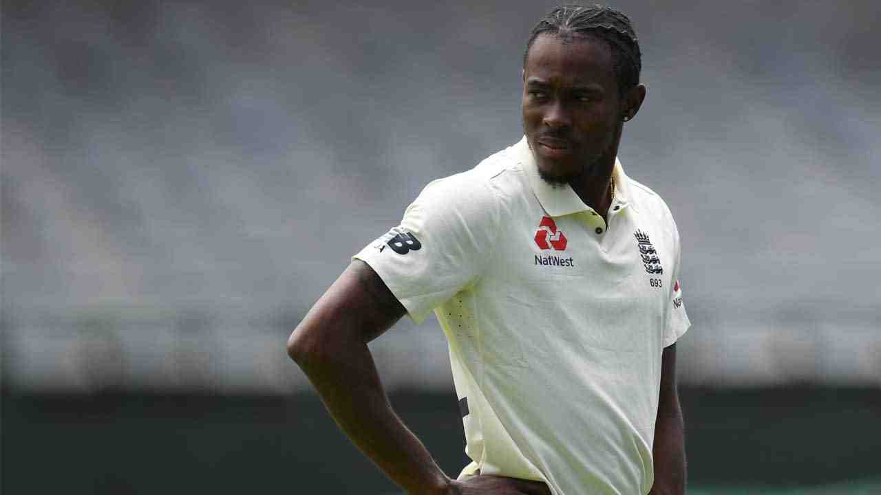 IPL 2023: Suni Gavaskar, displeased with Jofra Archer’s leave mid season, said “What has he given MI in return?” - Cricket Winner