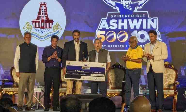 Former BCCI chief N Srinivasan honored Ashwin with Rs 1 crore, check the full report - Cricket Winner