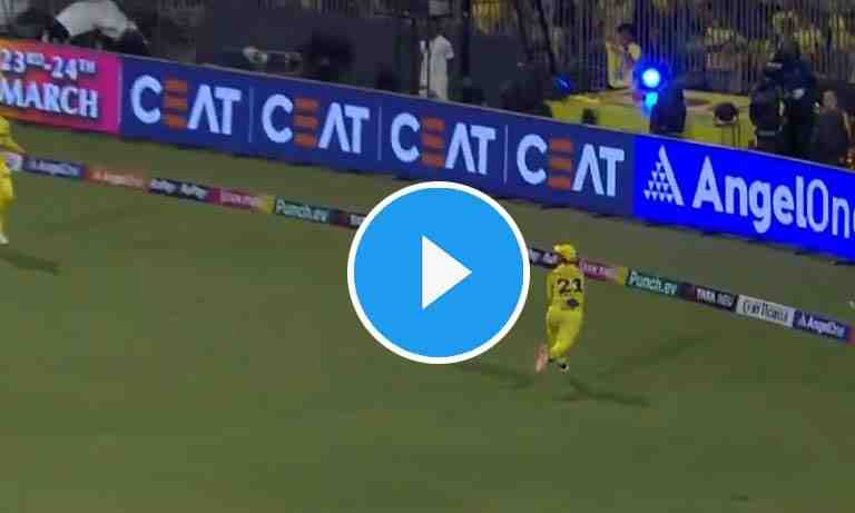 Watch: Rachin Ravindra's two catches instigate a minor collapse for RCB - Cricket Winner