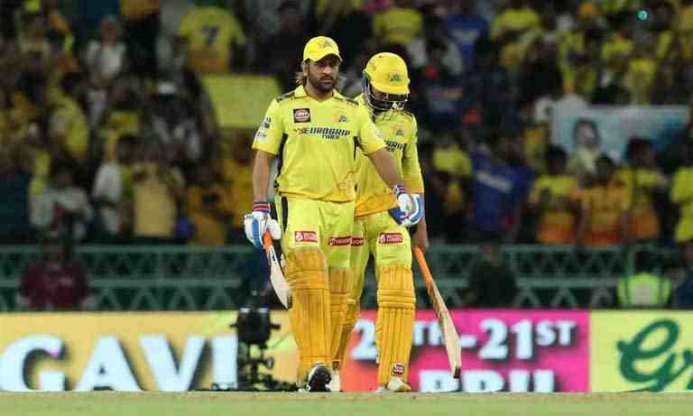 Why is Dhoni not coming to bat early? Fans unhappy - Cricket Winner