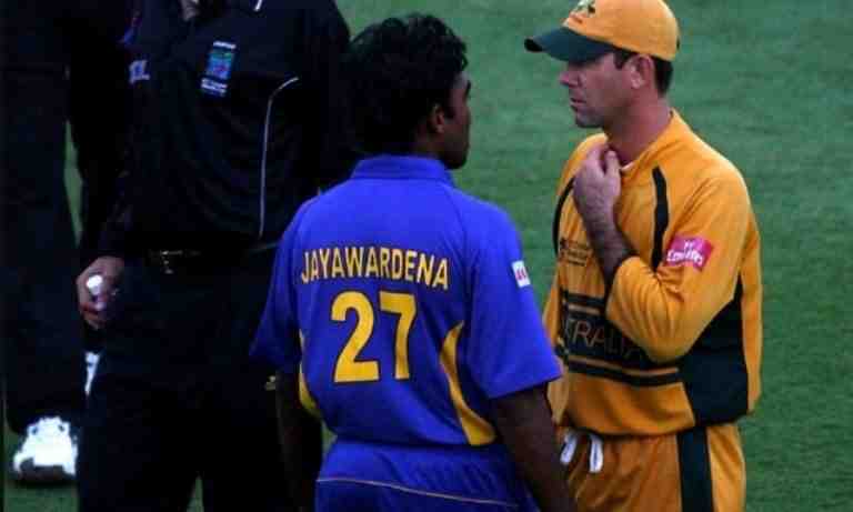 "Ricky Ponting and Mahela Jayawardene tried to intimidate us"- Marais Erasmus identifies - Cricket Winner