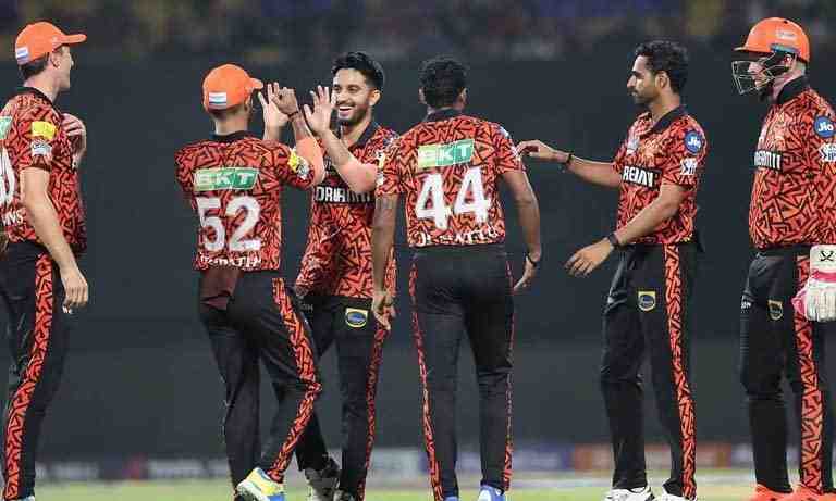 IPL 2024: Aakash Chopra focuses on three batters ahead of clash between SRH and RCB