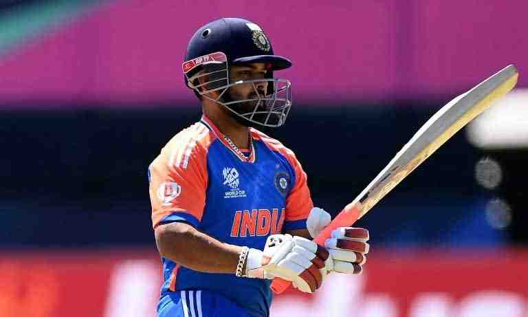 Rohit Sharma highlights the challenge of finding the ideal batting position for Rishabh Pant - Cricket Winner