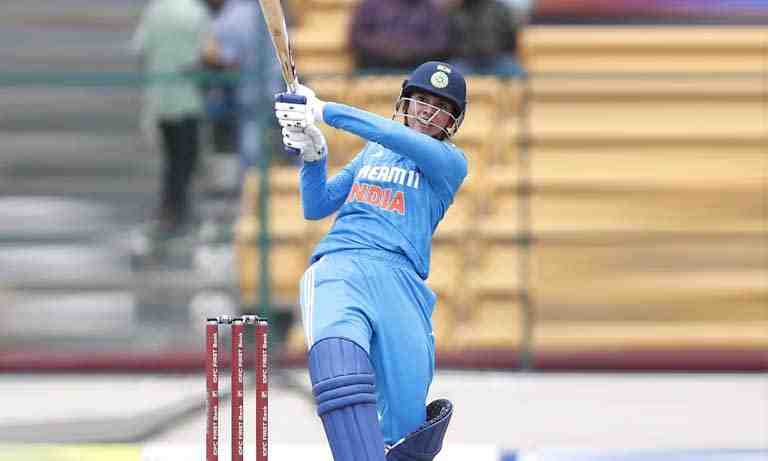 Smriti Mandhana becomes second India woman to score 7000 international runs - Cricket Winner