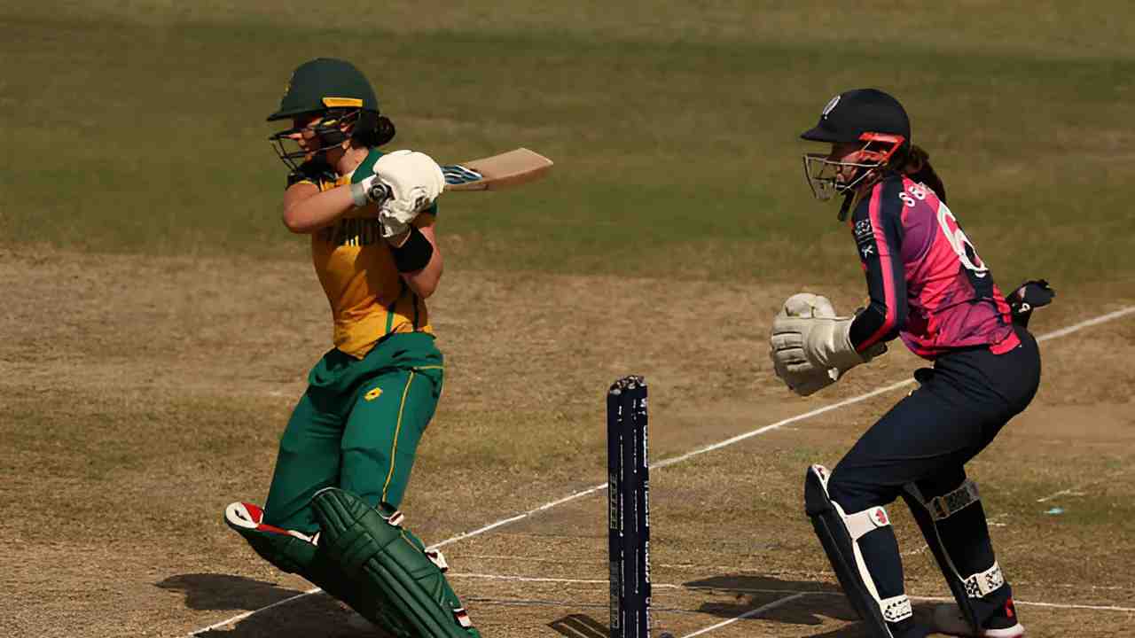 South Africa thrash Scotland by 80 runs