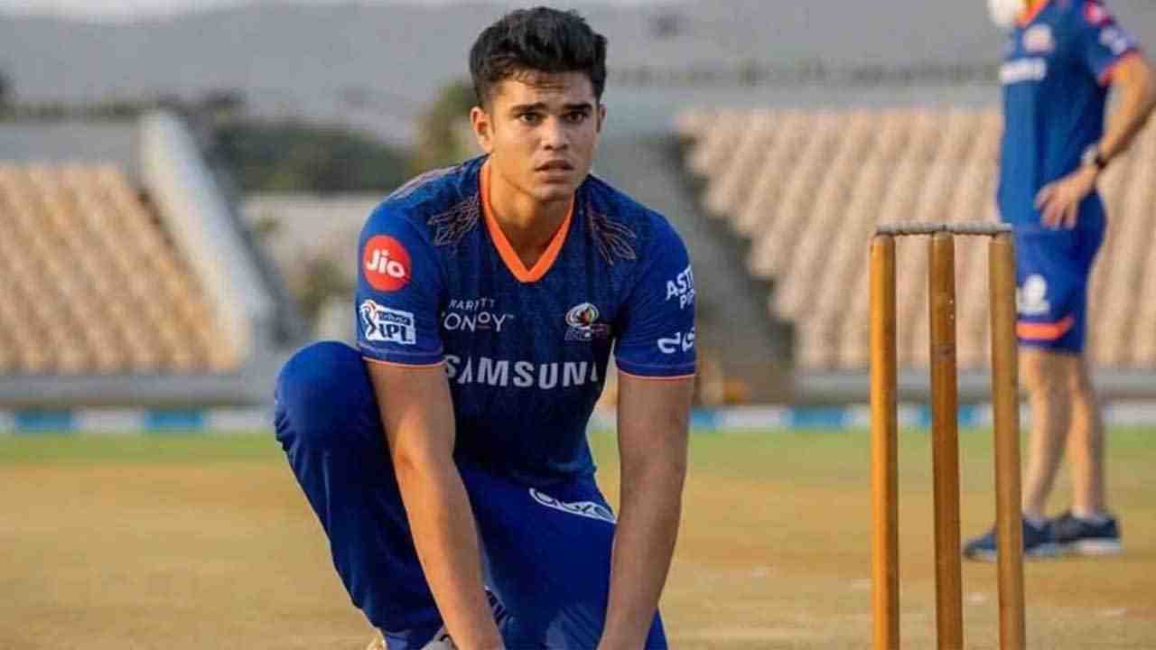 IPL 2023: Ex-PAK skipper Rashid Latif goes to lengths to mock Arjun Tendulkar bowling skills amid IPL