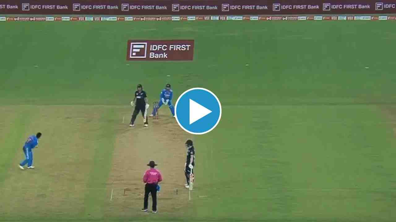  How did Deepti and Yastika snatch a run out? 