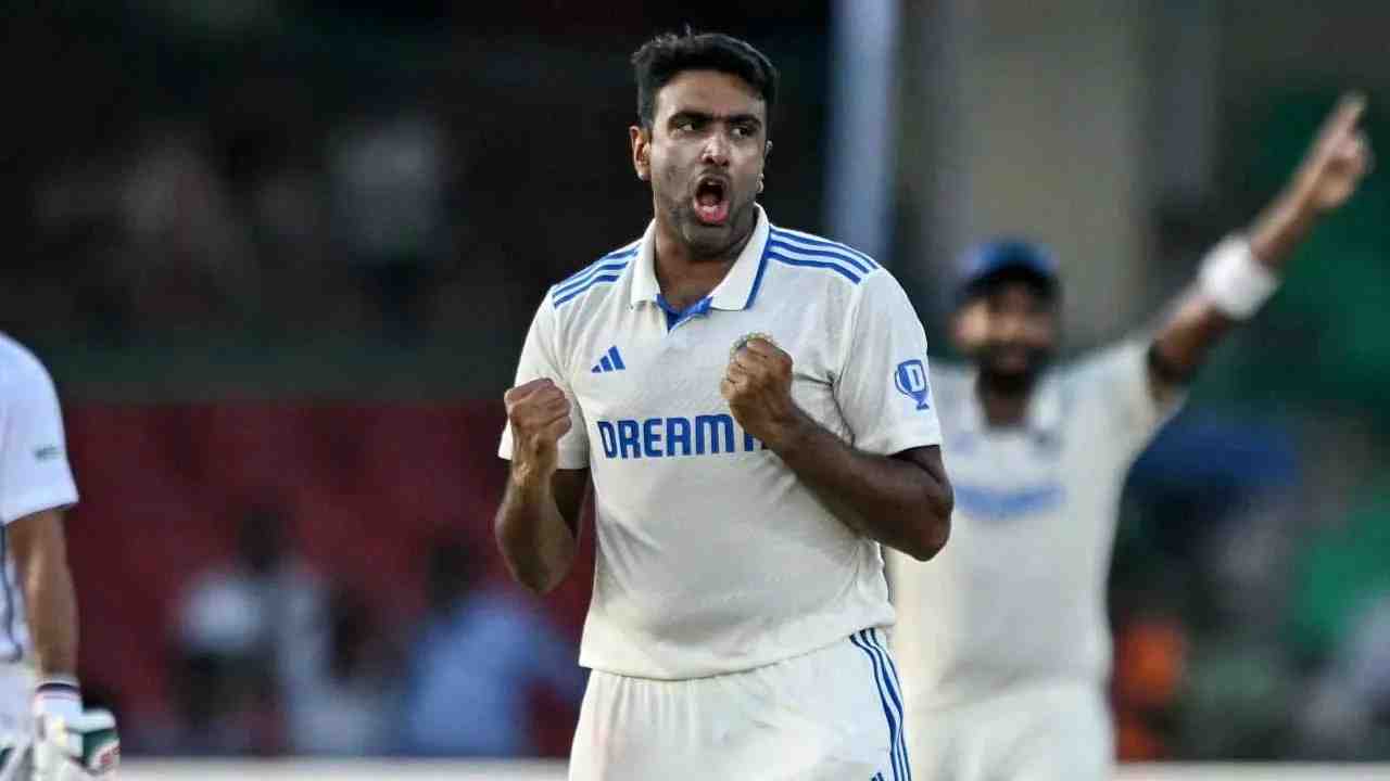 Ravichandran Ashwin equals Muthiah Muralidaran's Test world record