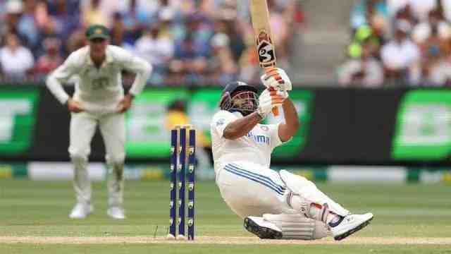 Rishabh Pant’s Bizarre Dismissal at MCG Sparks Sunil Gavaskar’s Furious Reaction-‘Stupid, Stupid, Stupid’