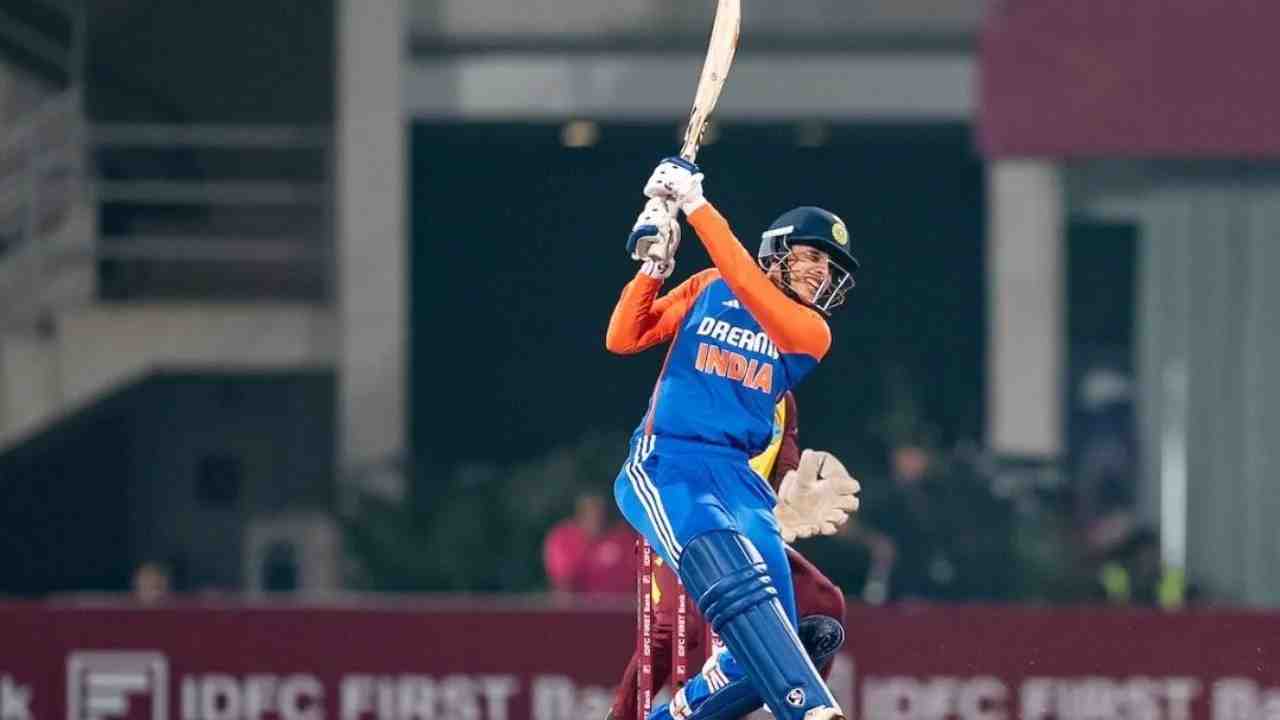 Smriti Mandhana equals two WT20I world records