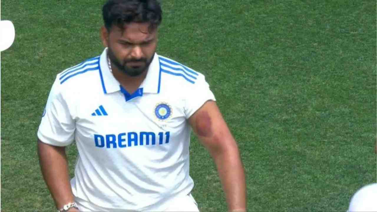 Watch: Rishabh Pant takes hit on body to save Indian team in Sydney Test