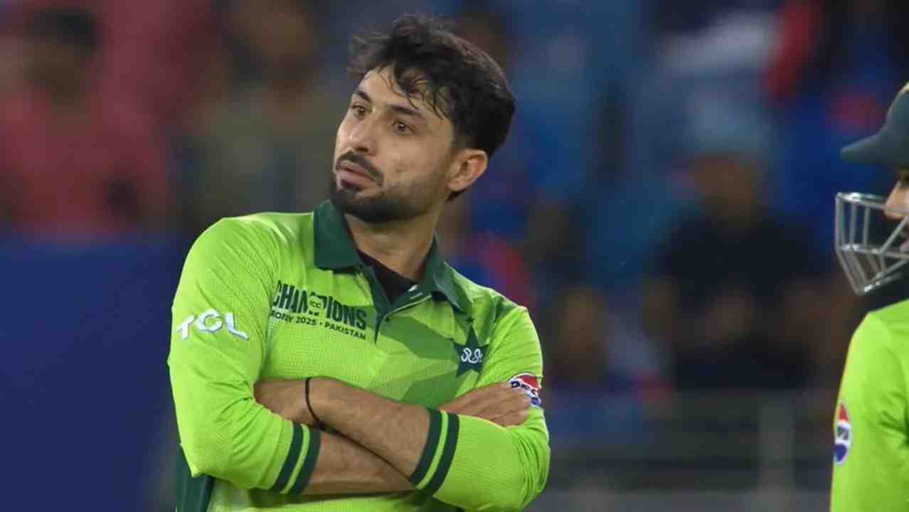 Watch: Abrar Ahmed Fires Up After Dismissing Shubman Gill in IND vs PAK Champions Trophy, Virat Kohli Left Shocked