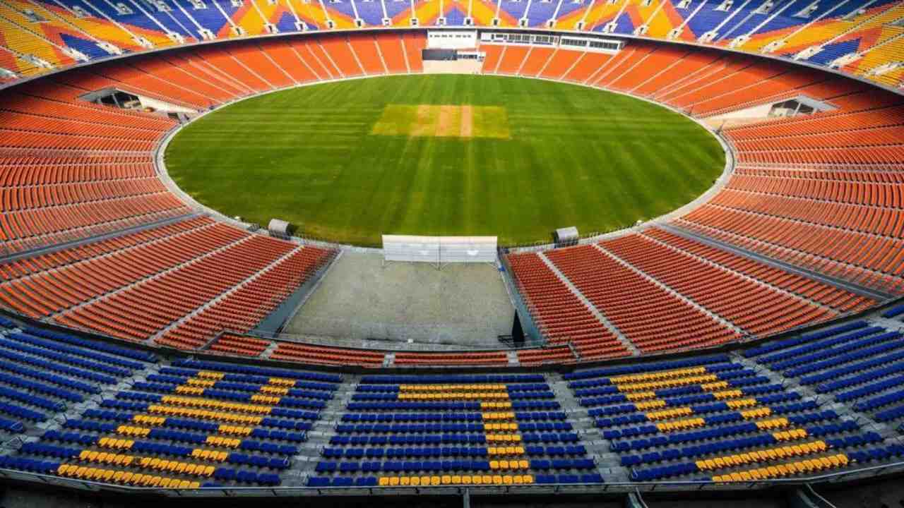 Narendra Modi Stadium (Ahmedabad).webp