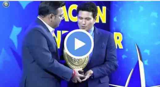 Watch Everyone  stands for Sachin Tendulkar during bcci naman award show